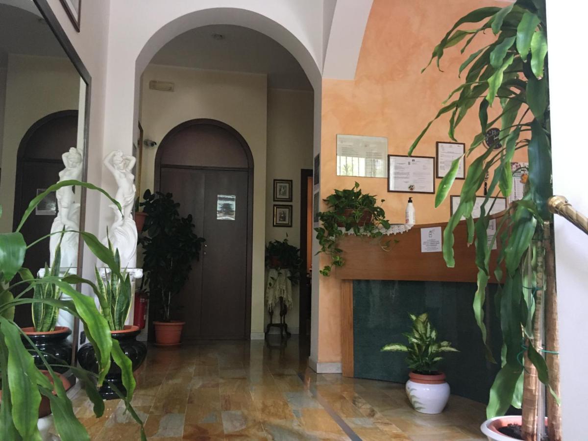 Hotel Capri Milan Extérieur photo