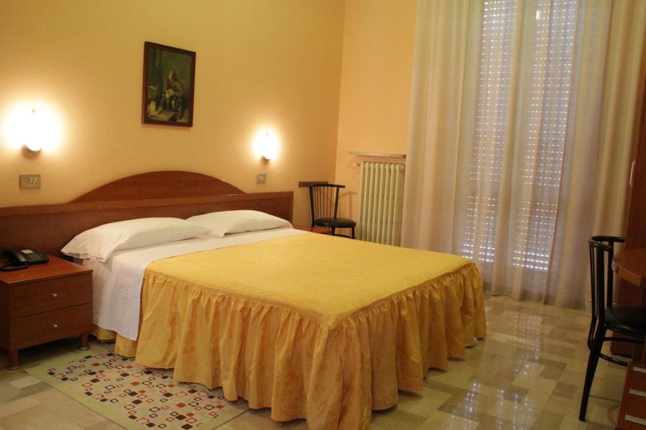 Hotel Capri Milan Extérieur photo